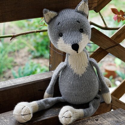 Fox or Wolf Toy - Knitting Pattern