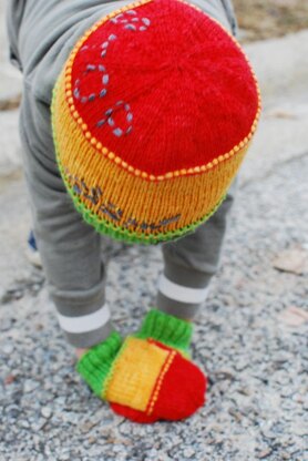 Red Light Green Light Hat & Mittens