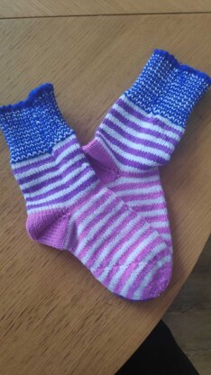 Colored striped sockes