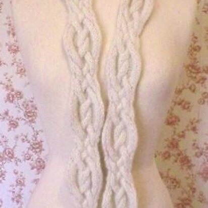 Double Knot Cable Scarves