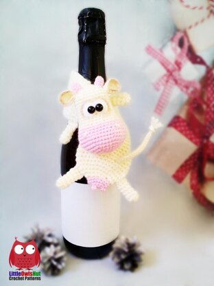 282 Bull and Cow bottle scarf