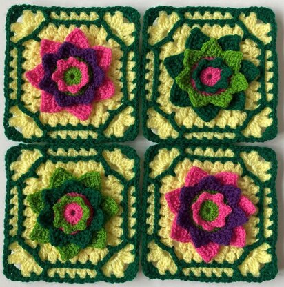 Flower square with border I by HueLaVive