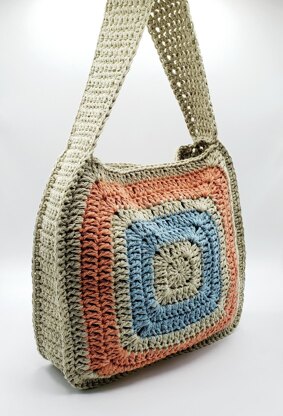 Jambo Bag Crochet pattern by Raine Eimre | LoveCrafts