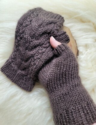 Kaarna Fingerless Gloves