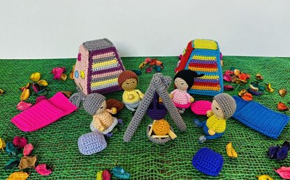 Amigurumi jungle of dreams - dreamed camping