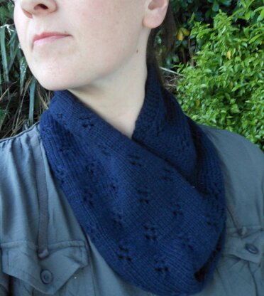 Gemstone Cowl
