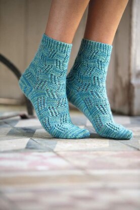 Cuboid socks