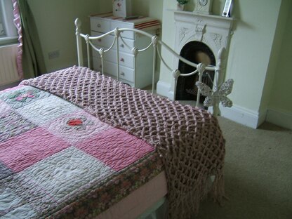 Giant Harlequin Bed Runner