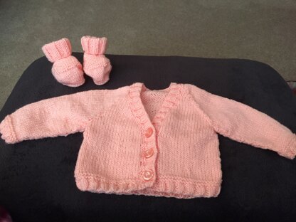 Baby's cardigan and booties