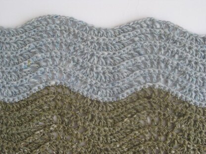 Old Shale Stitch Crochet Scarf 