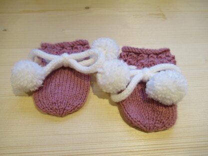 Baby Winter Lacy Cuff Mittens