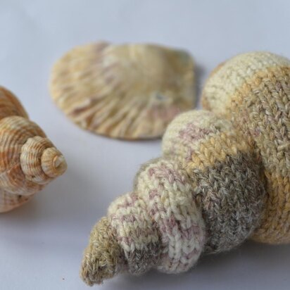 Spiral Shells - knitting pattern