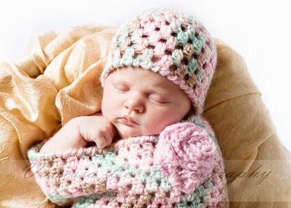 Newborn Bunting and Hat (with optional Flower)