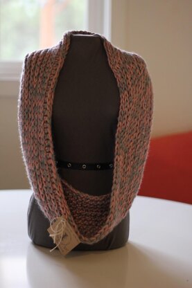 2-Tone Knit-Look Infinity Scarf (3 Ways)