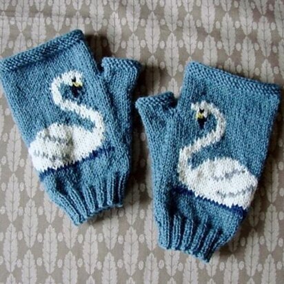 Swan fingerless gloves