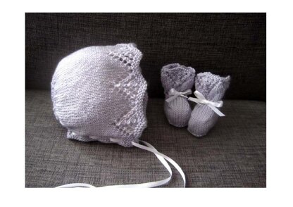 Vivienne Bonnet & Booties Set (DK)