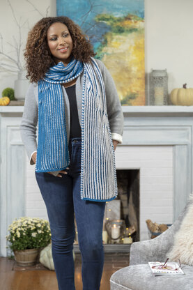 Women's Serene Scarf in Universal Yarn Fibra Natura Dona - Downloadable PDF