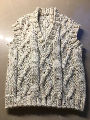 Mixed cable vest