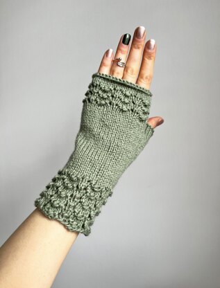 Texture Cuff Fingerless Gloves