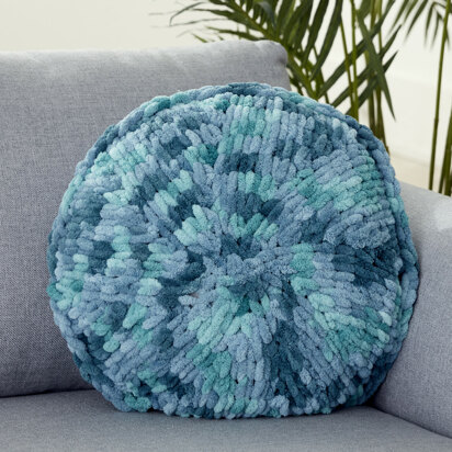 Round Pillow in Bernat Alize Blanket-EZ - Downloadable PDF