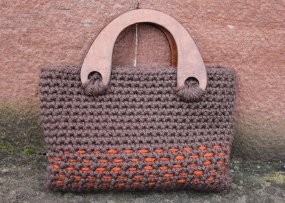 Womens crochet retro bag in Red Heart Lisa Big