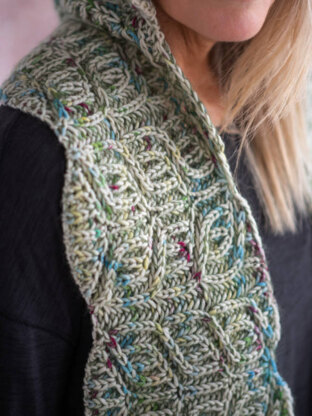 Wintergreen Hooded Scarf in Berroco Ultra Wool Handpaint & Berroco Aerial - Downloadable PDF