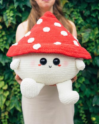 Cuddle-sized fly agaric