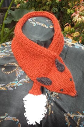 Foxy Tippet Scarf