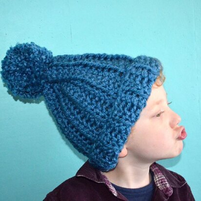 Mega pom pommy hat