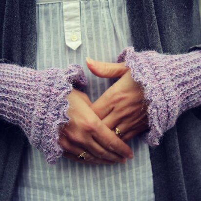 Dashwood Wrist Warmers