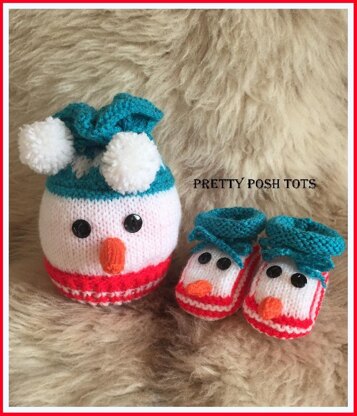 Snazzy snowman hat and bootee set