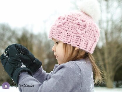 Chunky Cabled Heart Hat