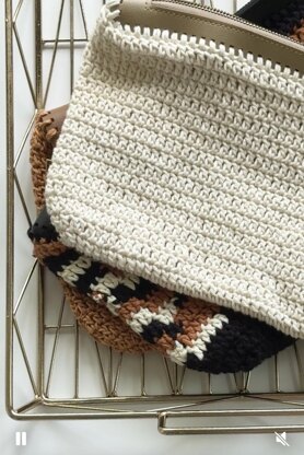 The Sacca Pouch