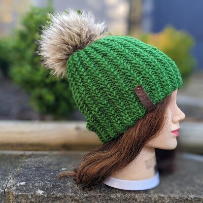 Evergreen knit hat