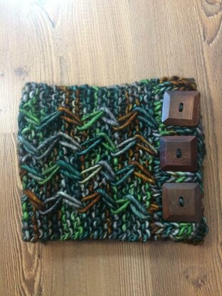 Jagged Pathways Cowl