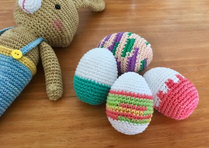 Amigurumi easter egg