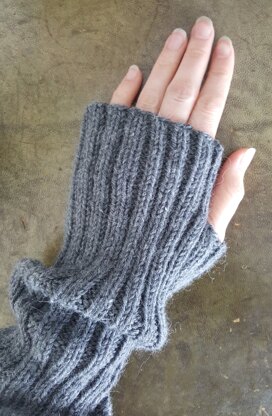 Men's chunky fingerless mittens / gauntlets