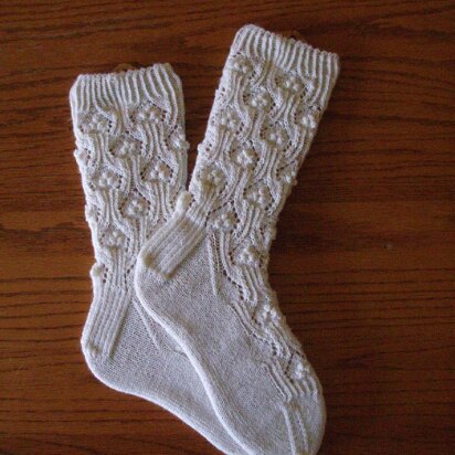 Bear Grass Flowers - knitting pattern