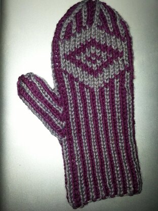 Double Knit Diamond Mittens