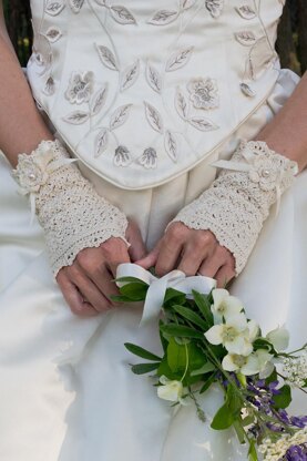 Wrapped in Lace Fingerless Bridal Gloves