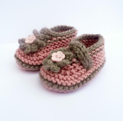 Simple Seamless Cute Classic Baby Shoes