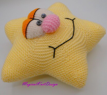 The happy Star pillow Magicalknit