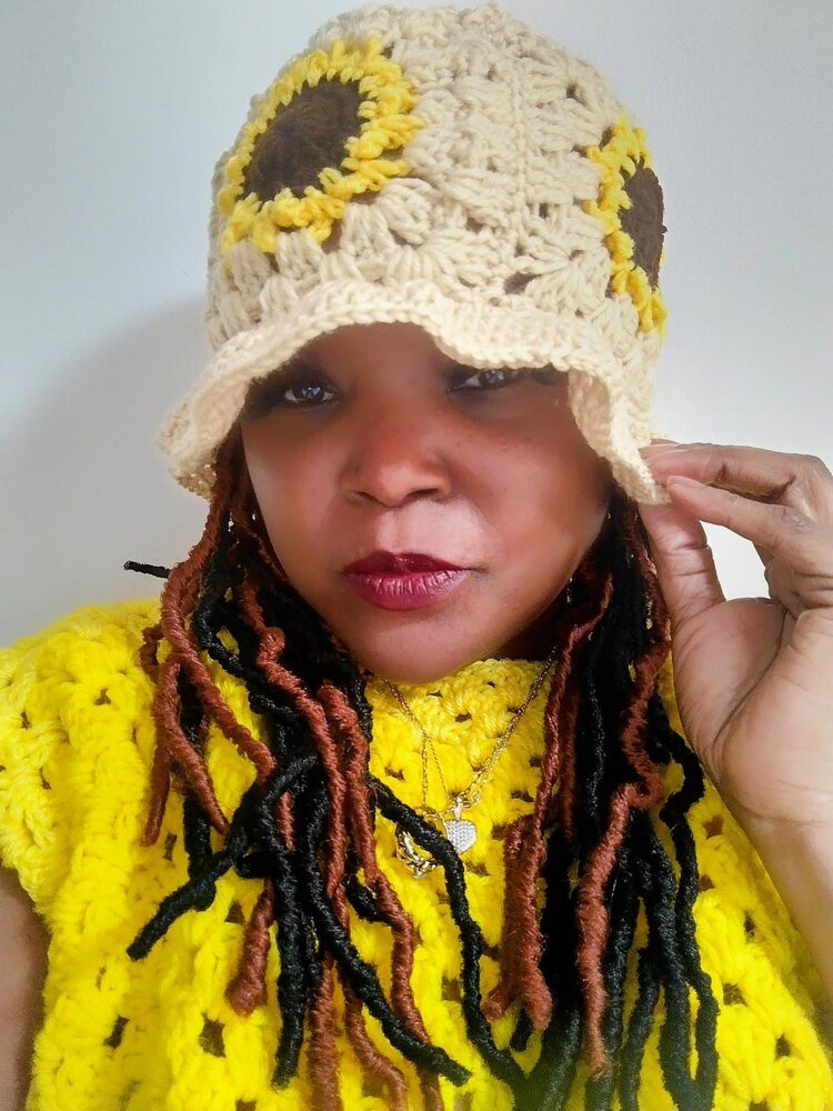 Granny Square Crochet Bucket Hat / Knitted Sun Hat / Sunflower