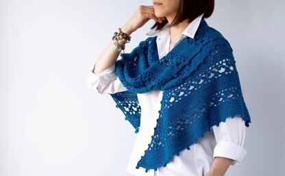 Florence triangular shawl