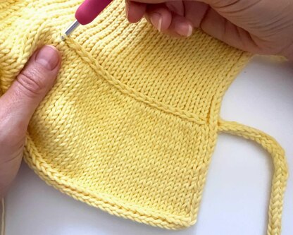 Size 2-4 years - SORBETTO Knit Top