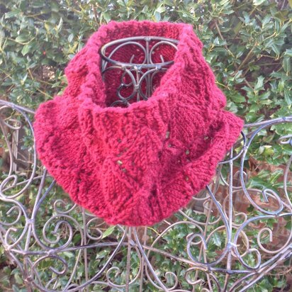 Secret Garden Cowl