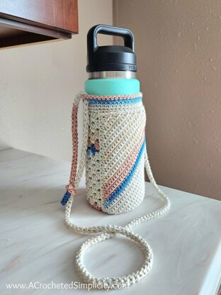 Crochet Water Bottle Holder with Phone Pocket & Adjustable Strap