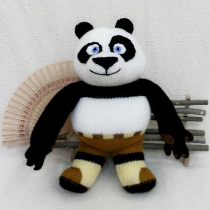 Toy  knitting paterns -Knitted Panda  kung fu