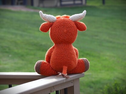 Ravelry: Harry the Highland Cow pattern by Amy's Crochet Cave