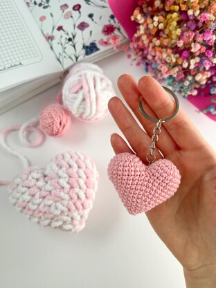 Crochet hearts plush Amigurumi pattern keyring Crochet car hanger Bag charm